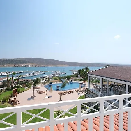Port Vista Hotel Alaçatı